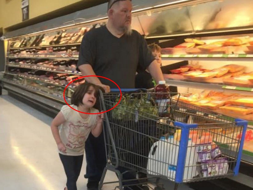 Родитель всегда прав! Топ «креативных» родителей по версии руководства сети супермаркетов Walmart